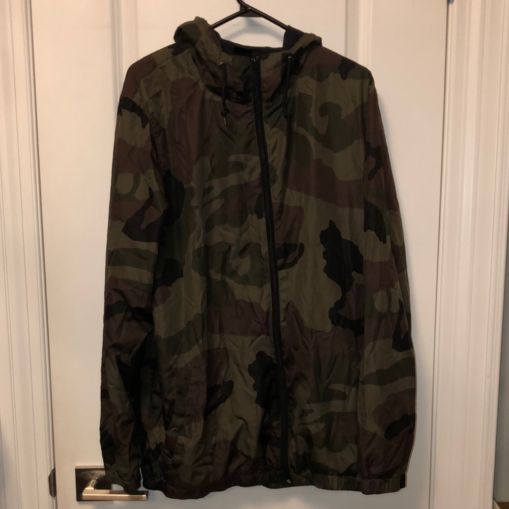 H&M Men's Camo Hooded Windbreaker Jacket - Olive Green - Size L